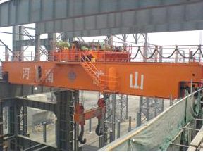 铸造桥式起重机